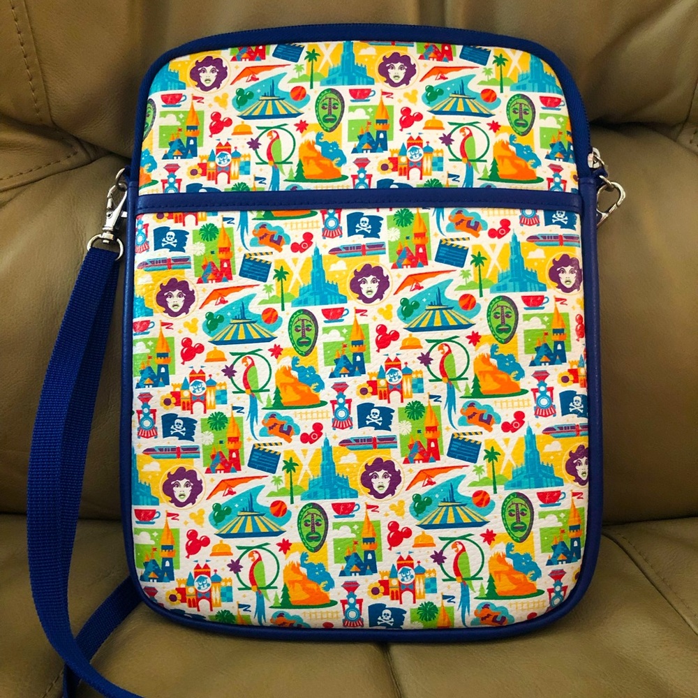 Disney zippered tablet carrier